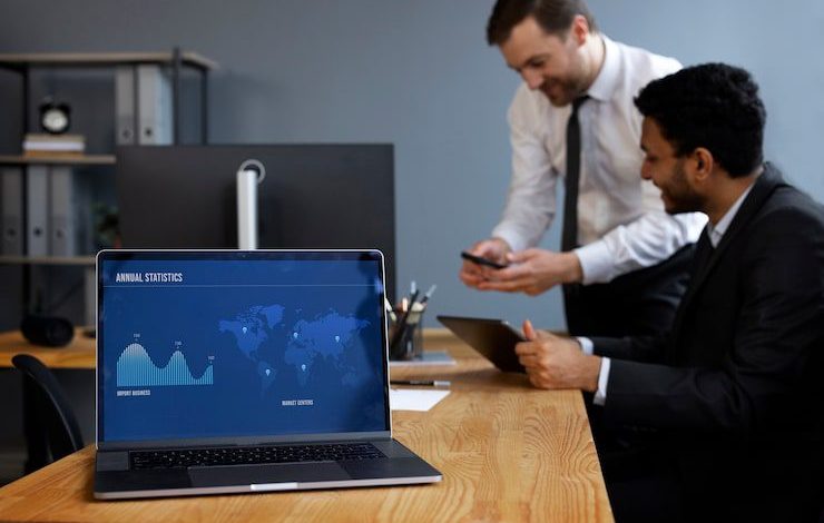 how-entrepreneurs-build-and-manage-their-domain-portfolios-in-2026